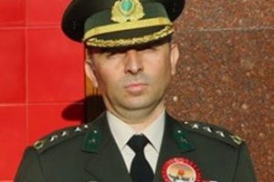 "G&uuml;len'i tanımam namaz kılmam!"