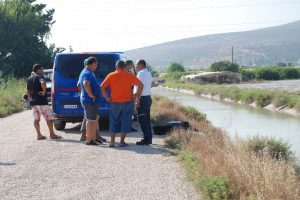 Sulama kanalına d&uuml;şen motosikletli boğuldu
