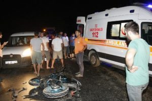 Bursa'da motosiklet kazası: 1 &ouml;l&uuml;, 2 yaralı