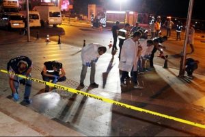 Antalya'daki patlamanın failleri kamera kayıtlarında aranıyor