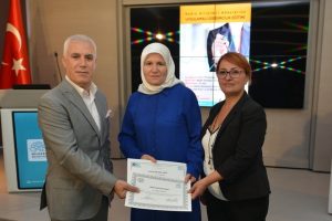 "Kadının iş hayatında olması evdeki huzuru pekiştirir"