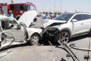 Şanlıurfa'da cip ile otomobil &ccedil;arpıştı: 5 yaralı
