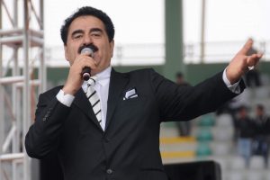 İbrahim Tatlıses: Uğradığım saldırıya FET&Ouml; g&ouml;z yumdu