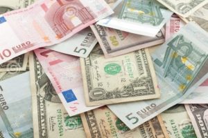 Dolar ve Euro ne kadar oldu? (Serbest piyasada d&ouml;viz fiyatları)