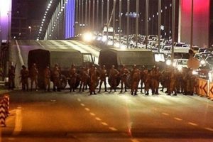 15 Temmuz'un izlerini taşıyanlar: "Bug&uuml;n olsa yine &ccedil;ıkarız"