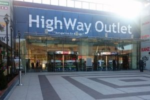 Alışveriş merkezinin CEO'su tutuklandı