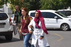 &Ccedil;orlu'da 24 &ouml;ğretmen g&ouml;zaltına alındı