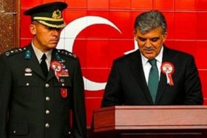 G&uuml;l'&uuml;n eski yaveri: Birisi girerse beynini alırım