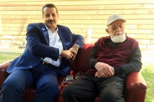 Bakan &Ccedil;elik'ten Bursa'da baba ziyareti