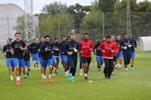 Bero ve İbenez, Trabzonspor ile ilk antrenmanına &ccedil;ıktı