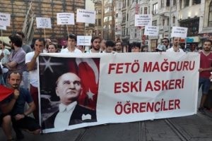 FET&Ouml; mağduru &ouml;ğrencilerden iade-i itibar talebi