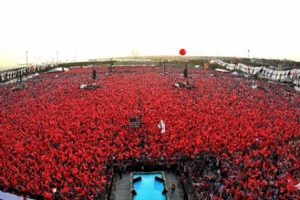 T&uuml;rkiye darbeye karşı tek y&uuml;rek