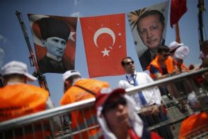 D&uuml;nya, Demokrasi ve Şehitler Mitingi'ni b&ouml;yle g&ouml;rd&uuml;