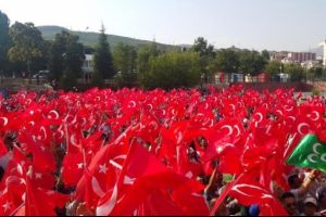 Tunceli'de demokrasi coşkusu