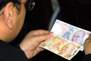 T&uuml;rk liralarında 'Fethullah simgesi var' iddiası