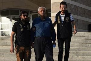 FET&Ouml;'n&uuml;n &uuml;st d&uuml;zey imamı tutuklandı!