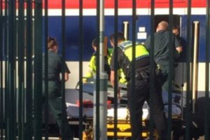 Karşı y&ouml;nden gelen treni fark etmeyince feci şekilde can verdi!