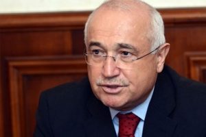 Cemil &Ccedil;i&ccedil;ek: Bu zındık hareket benden hi&ccedil; hoşlanmadı
