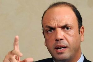İtalya İ&ccedil;işleri Bakanı: Sığınmacı anlaşmasının iptali Avrupa i&ccedil;in yıkıcı olur