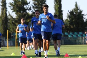 Akhisar Belediyespor evine d&ouml;nd&uuml;