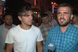 Yenikapı'ya gidebilmek i&ccedil;in 4 saat kula&ccedil; attılar