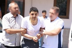 Akın &Ouml;zt&uuml;rk'&uuml;n damadı eğitiyordu... 77 kişi tutuklandı