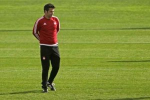 Olympiakos, İspanyol &ccedil;alıştırıcı ile yollarını ayırdı