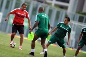 Bursaspor'da y&uuml;zler g&uuml;l&uuml;yor