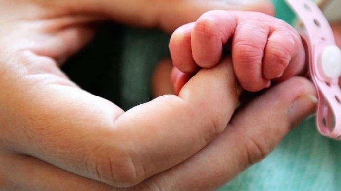 K&uuml;ba'da anne-bebek &ouml;l&uuml;m oranı sıfıra d&uuml;şt&uuml;