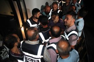 Bilecik'teki FET&Ouml; operasyonunda 24 kişi tutuklandı