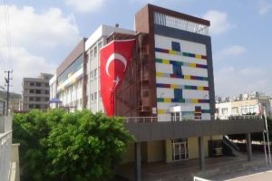 Hatay'da G&uuml;len Koleji tabelası indirildi