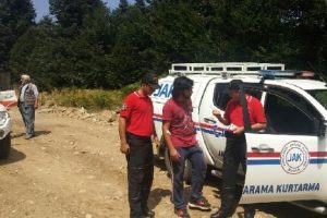 Bursa Uludağ'da kaybolan iki genci JAK kurtardı