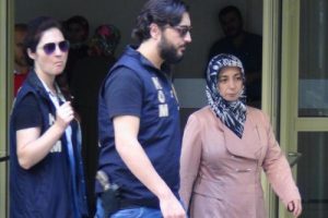 Uşak'ta FET&Ouml; 'Ablası' 22 kadın adliyede