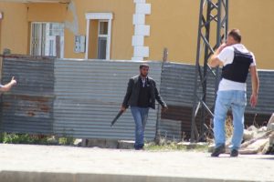 G&ouml;zaltına alınmak isteyince, pompalıyla dehşet sa&ccedil;tı