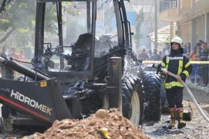 Doğalgaz hattı patladı, faciaya ramak kaldı