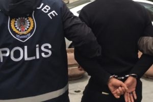 28 ilde FET&Ouml; operasyonu: 45 g&ouml;zaltı
