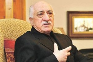 Adana'da Fetullah G&uuml;len hakkında yakalama kararı