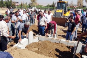 Hain saldırıda hayatını kaybeden vatandaşlar defnedildi