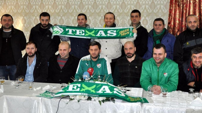 Bursaspor taraftar grubu Teksas'tan yasağın kalkmasına destek!
