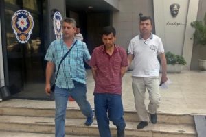 Bursa muhtarı dolandırmaya kalkışan sahte polis yakalandı