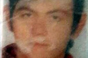 22 yaşındaki gen&ccedil;, okul bah&ccedil;esinde &ouml;l&uuml; bulundu