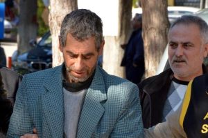 &Ccedil;iftlik bek&ccedil;isini &ouml;ld&uuml;rene ağırlaştırılmış &ouml;m&uuml;rboyu