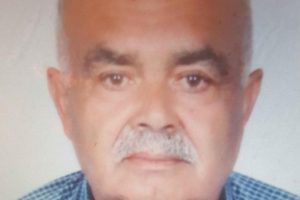 Kamyonet &ccedil;arpan motosikletli yaşamını yitirdi