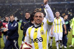 Roberto Carlos'tan Fenerbah&ccedil;e a&ccedil;ıklaması