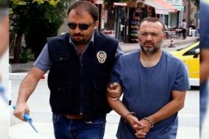 Pilot Kurmay Albay Eskişehir'de yakalandı
