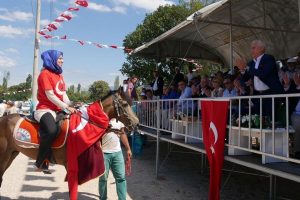 Bursa Kayapa Rahvan At Yarışları yapıldı