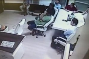 İstanbul'da FET&Ouml; operasyonu: 18 g&ouml;zaltı