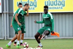Bursaspor, Adanaspor ma&ccedil;ı hazırlıklarına başladı
