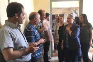 G&uuml;ltan Kışanak taziye evinden kovuldu
