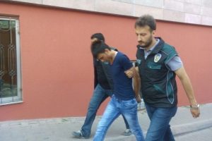 Kayseri'de uyuşturucu operasyonu: 2 g&ouml;zaltı